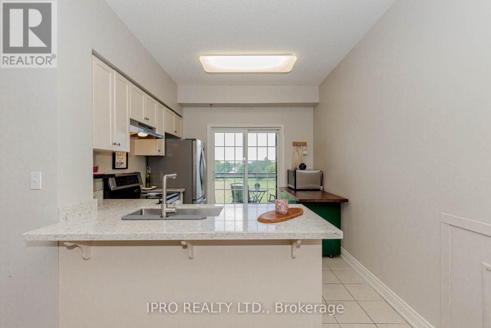 












419 - 1440 GORDON STREET

,
Guelph (Pineridge/Westminster Woods),




Ontario
N1L1C8

