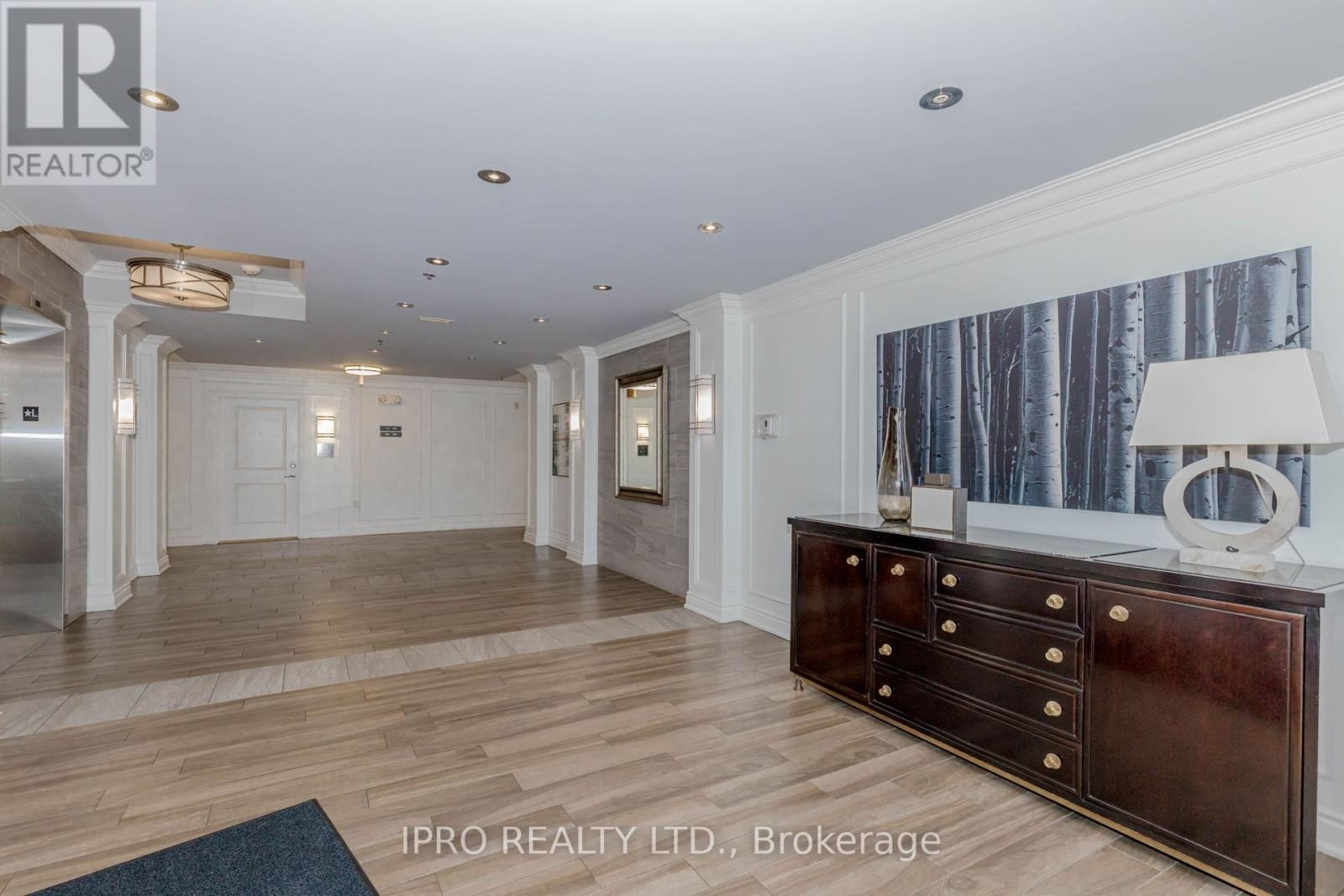 












419 - 1440 GORDON STREET

,
Guelph (Pineridge/Westminster Woods),




Ontario
N1L1C8

