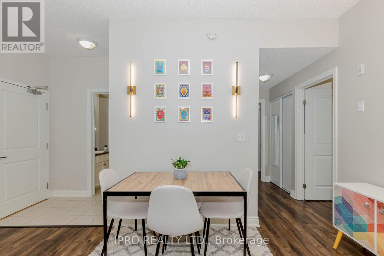 












419 - 1440 GORDON STREET

,
Guelph (Pineridge/Westminster Woods),




Ontario
N1L1C8

