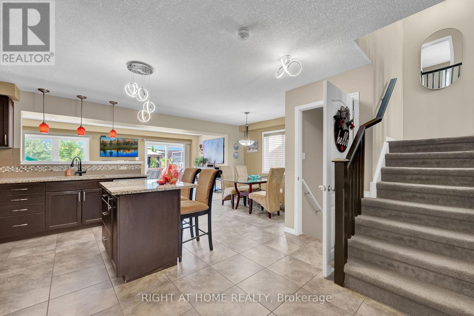 












211 HARDCASTLE DRIVE

,
Cambridge,




Ontario
N1S0A8

