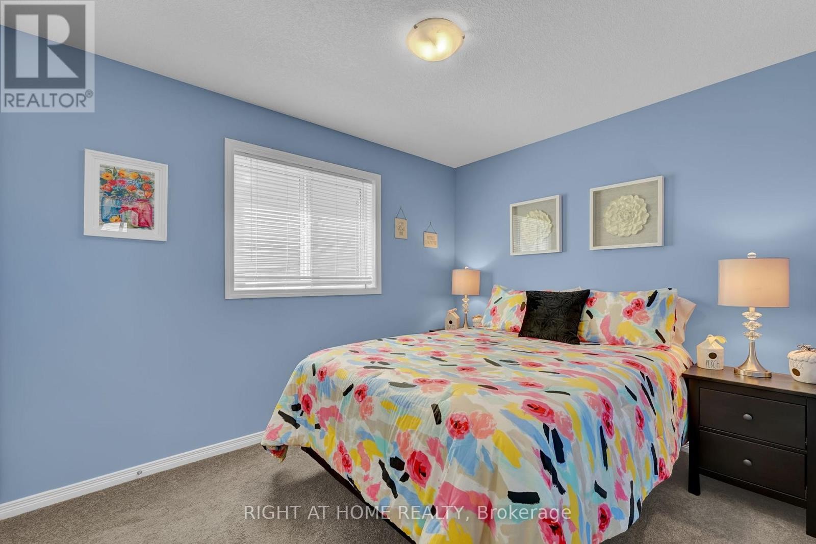 












211 HARDCASTLE DRIVE

,
Cambridge,




Ontario
N1S0A8

