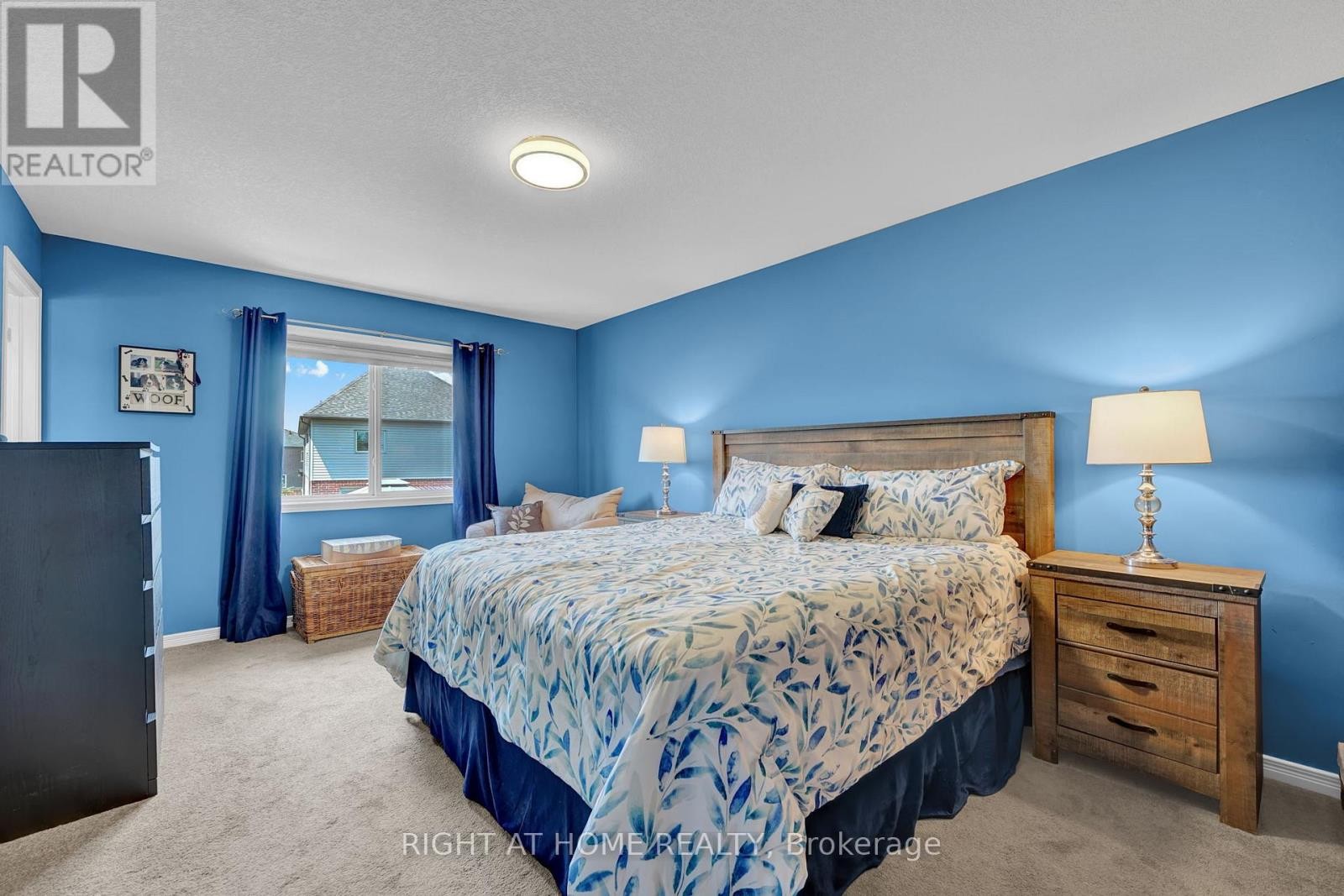 












211 HARDCASTLE DRIVE

,
Cambridge,




Ontario
N1S0A8

