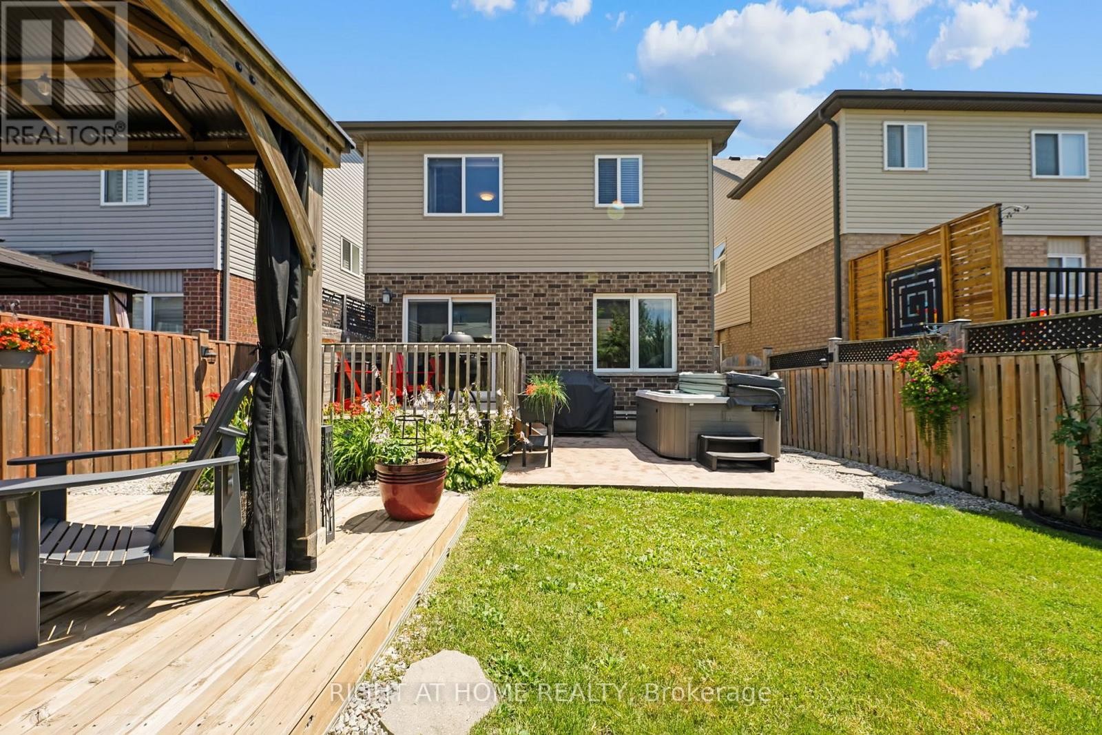 












211 HARDCASTLE DRIVE

,
Cambridge,




Ontario
N1S0A8


