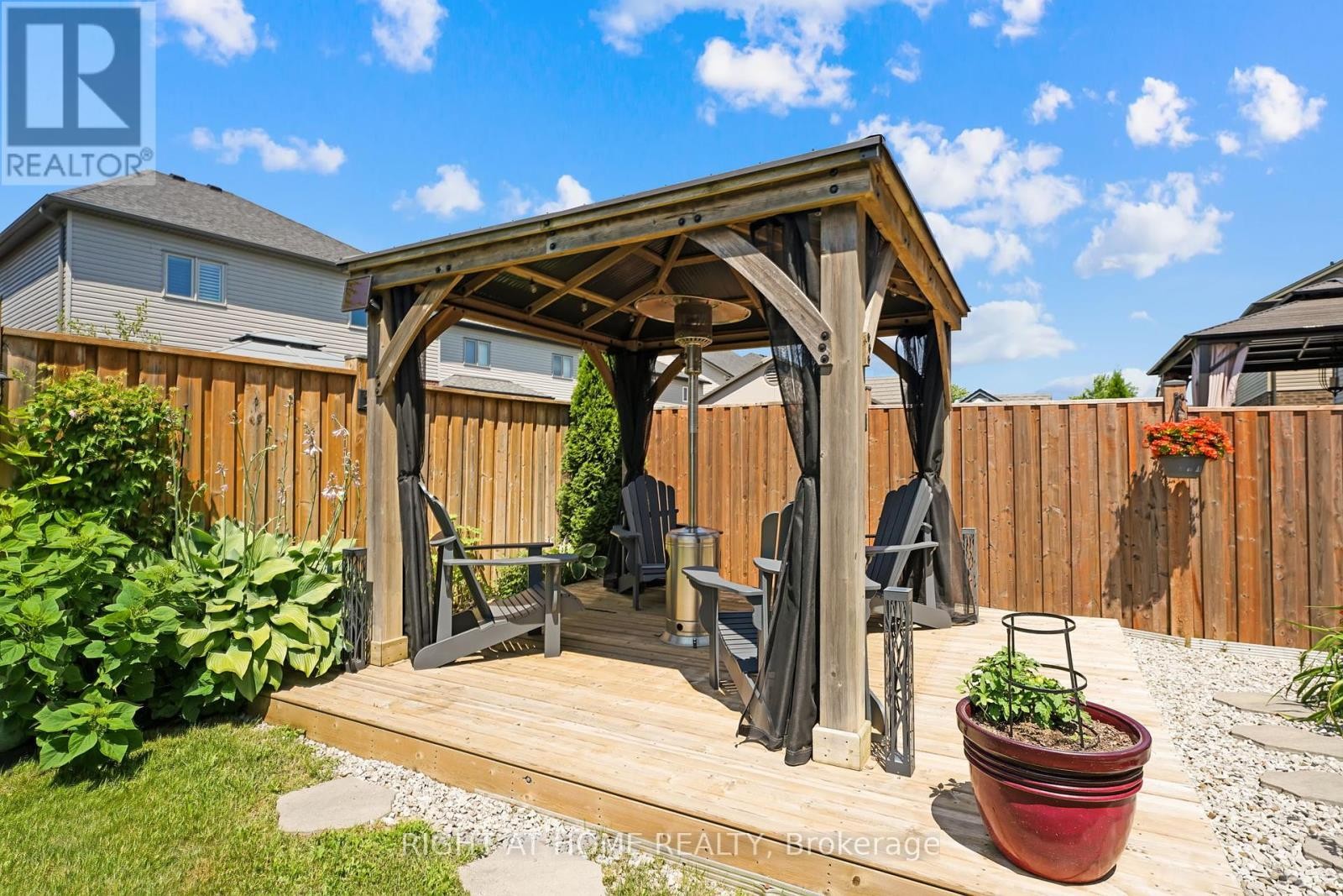 












211 HARDCASTLE DRIVE

,
Cambridge,




Ontario
N1S0A8

