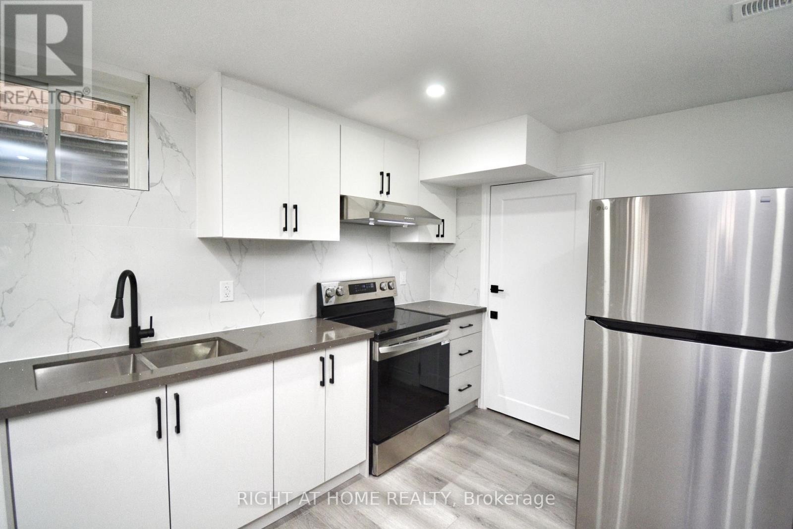 












BASEMENT - 22 EVA DRIVE

,
Woolwich,




Ontario
N0B1M0

