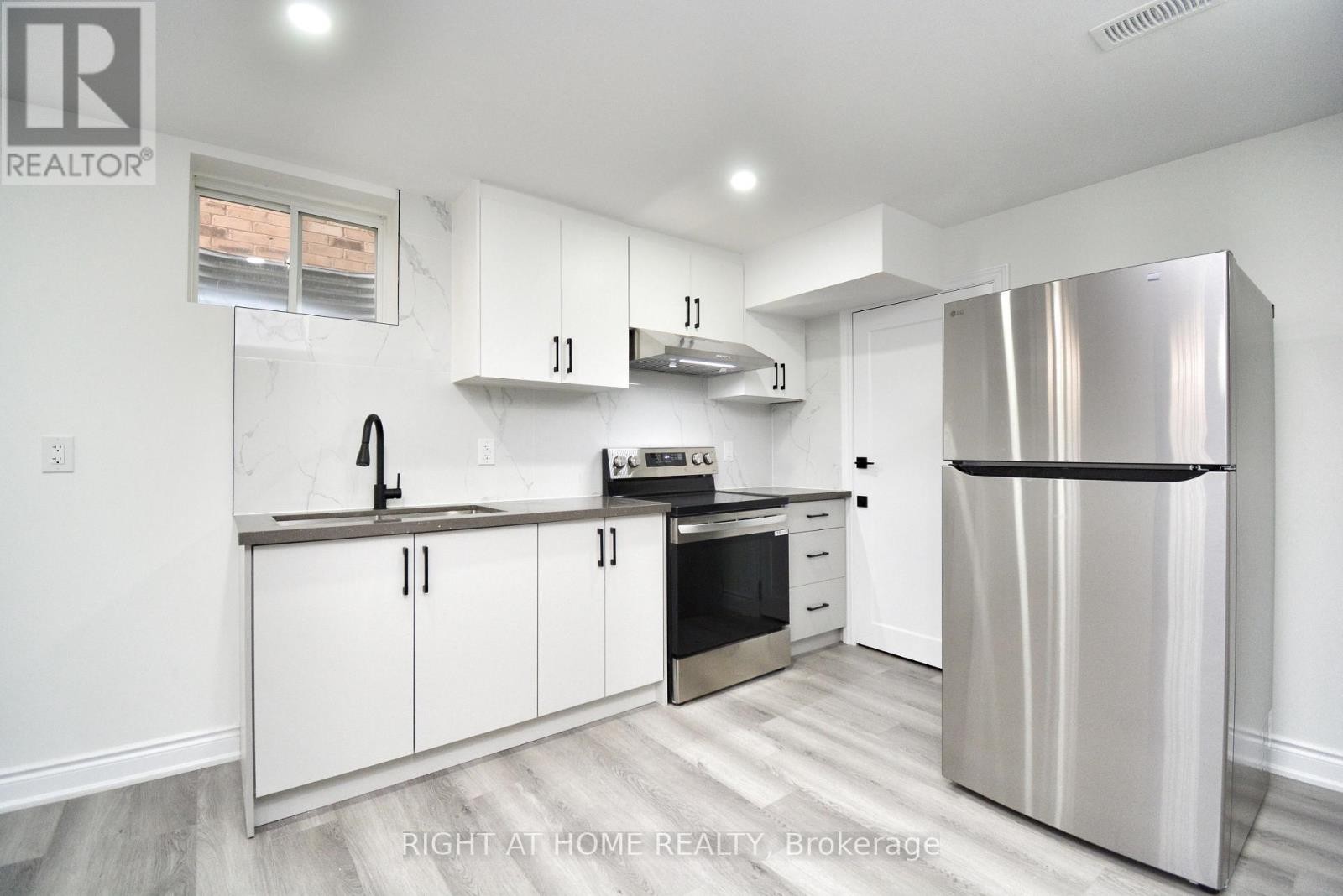 












BASEMENT - 22 EVA DRIVE

,
Woolwich,




Ontario
N0B1M0

