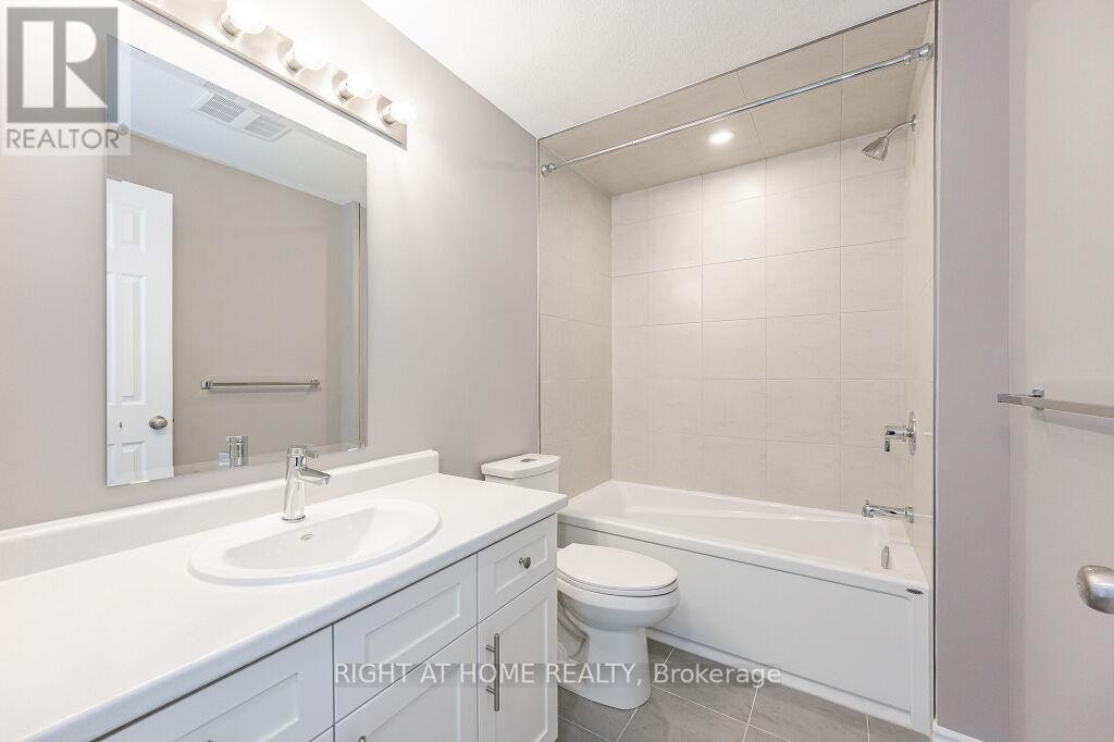 












34 - 126 OAT LANE

,
Kitchener,




Ontario
N2R0S8

