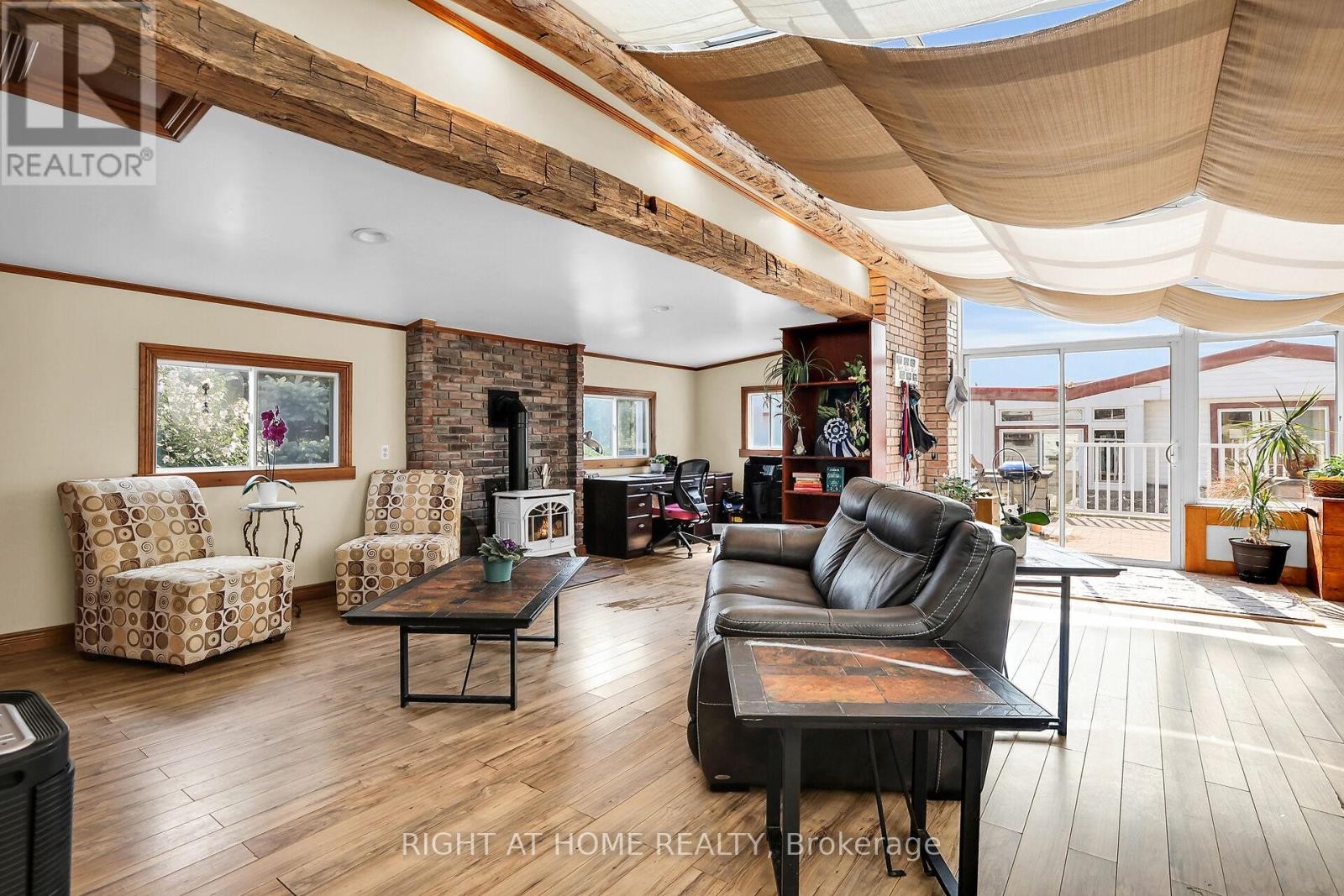 












1027 NIAGARA STONE ROAD

,
Niagara-on-the-Lake (Lakeshore),




Ontario
L0S1J0

