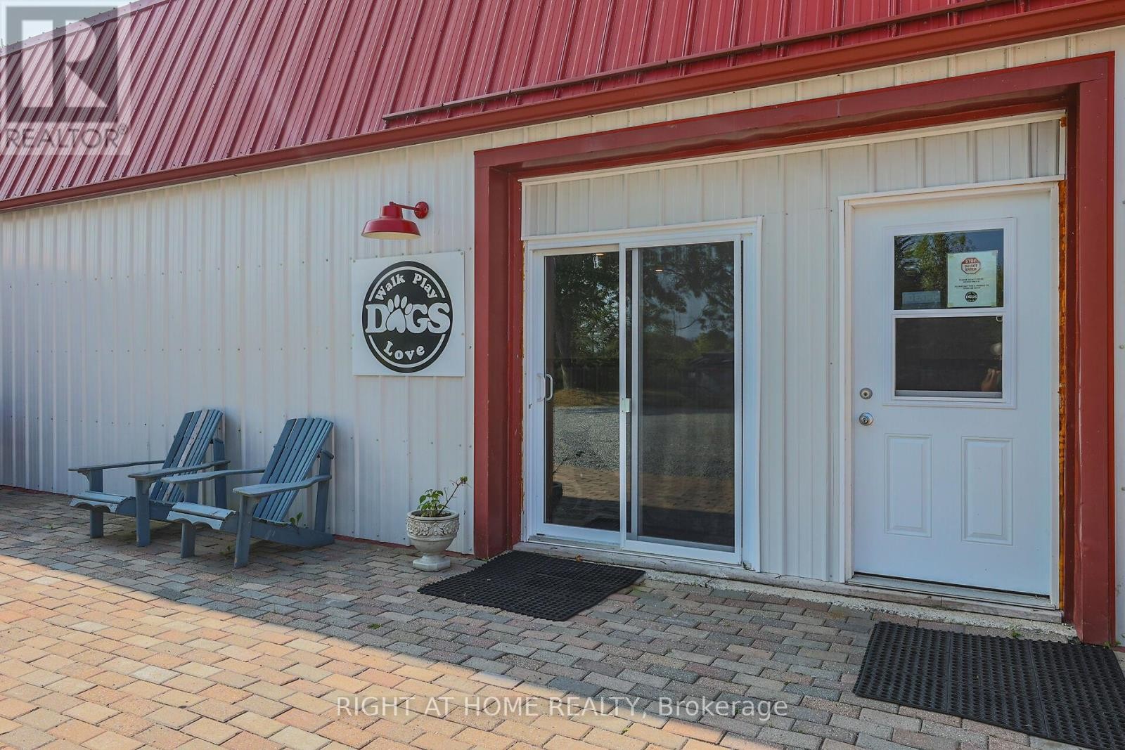 












1027 NIAGARA STONE ROAD

,
Niagara-on-the-Lake (Lakeshore),




Ontario
L0S1J0


