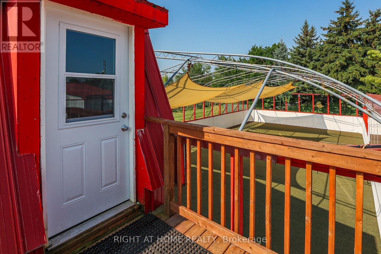 












1027 NIAGARA STONE ROAD

,
Niagara-on-the-Lake (Lakeshore),




Ontario
L0S1J0

