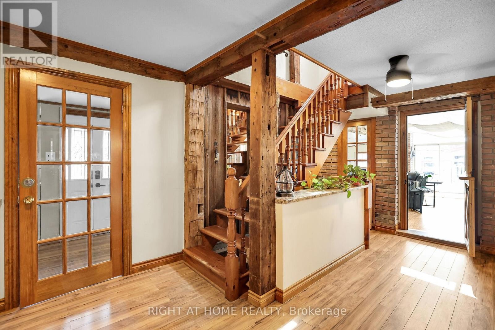 












1027 NIAGARA STONE ROAD

,
Niagara-on-the-Lake (Lakeshore),




Ontario
L0S1J0


