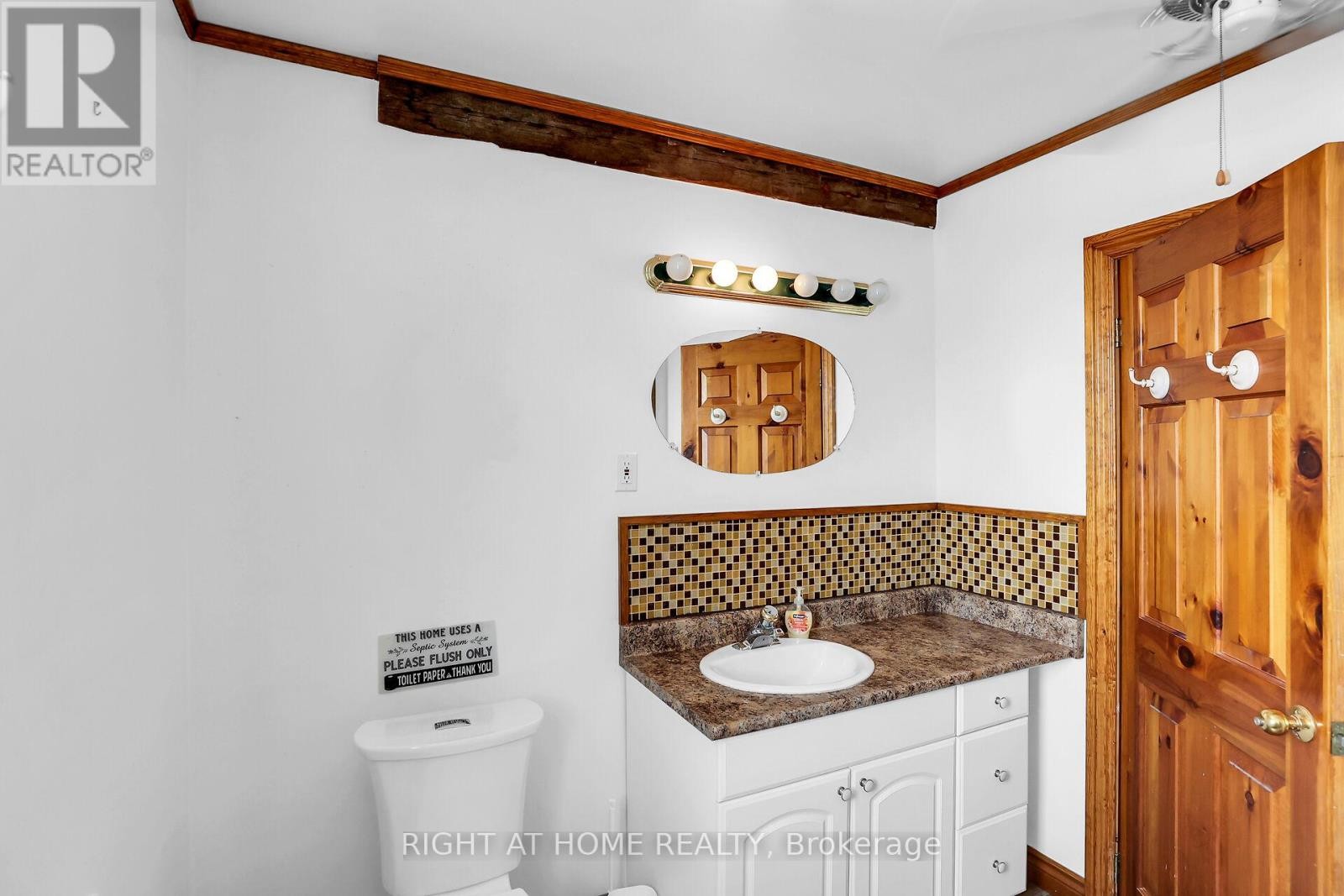 












1027 NIAGARA STONE ROAD

,
Niagara-on-the-Lake (Lakeshore),




Ontario
L0S1J0

