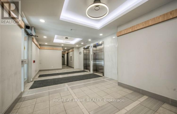 












2515 - 258B SUNVIEW STREET

,
Waterloo,




Ontario
N2L3V9

