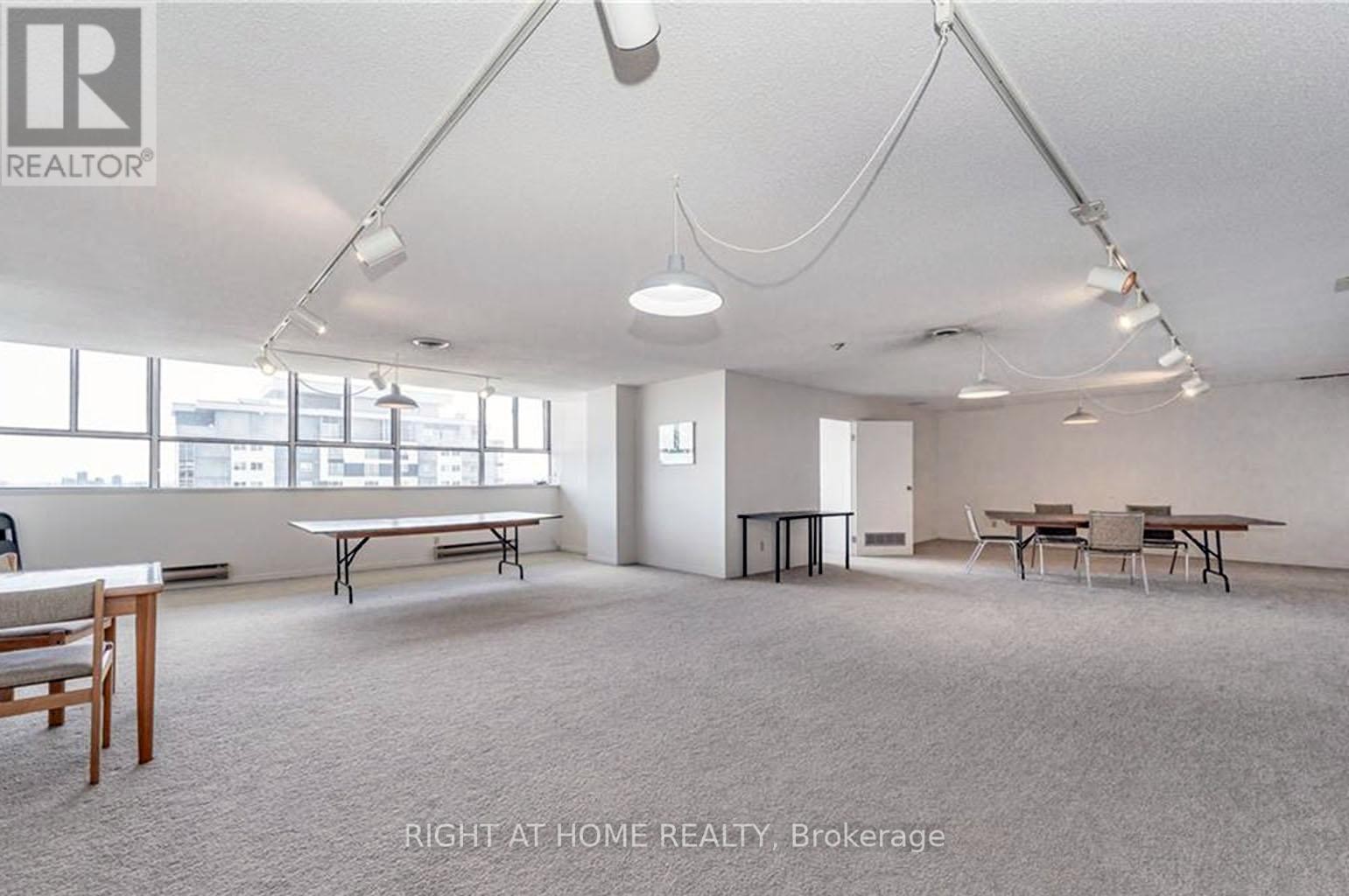 












903 - 375 KING STREET N

,
Waterloo,




Ontario
N2J4L6

