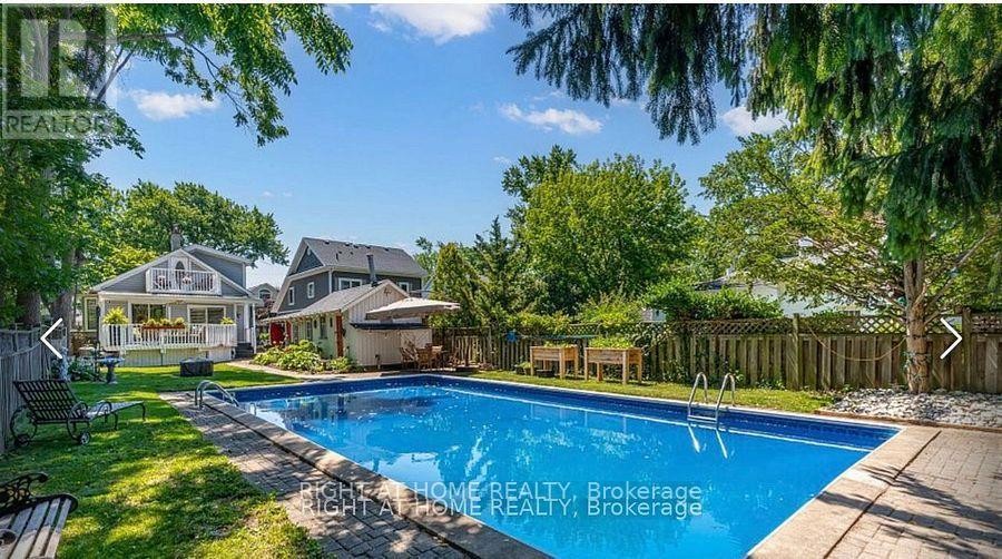 












130 MAIN STREET

,
St. Catharines (Port Dalhousie),




Ontario
L2N4V4

