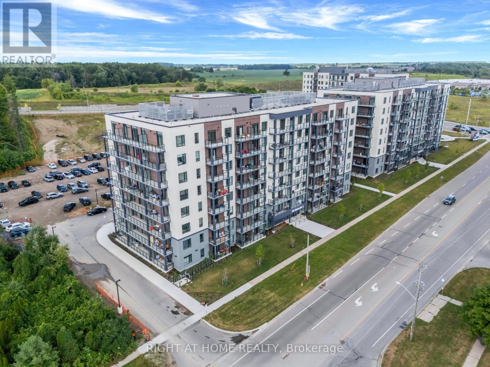 












502C - 191 ELMIRA STREET S

,
Guelph (Willow West/Sugarbush/West Acres),




Ontario
N1K0E5


