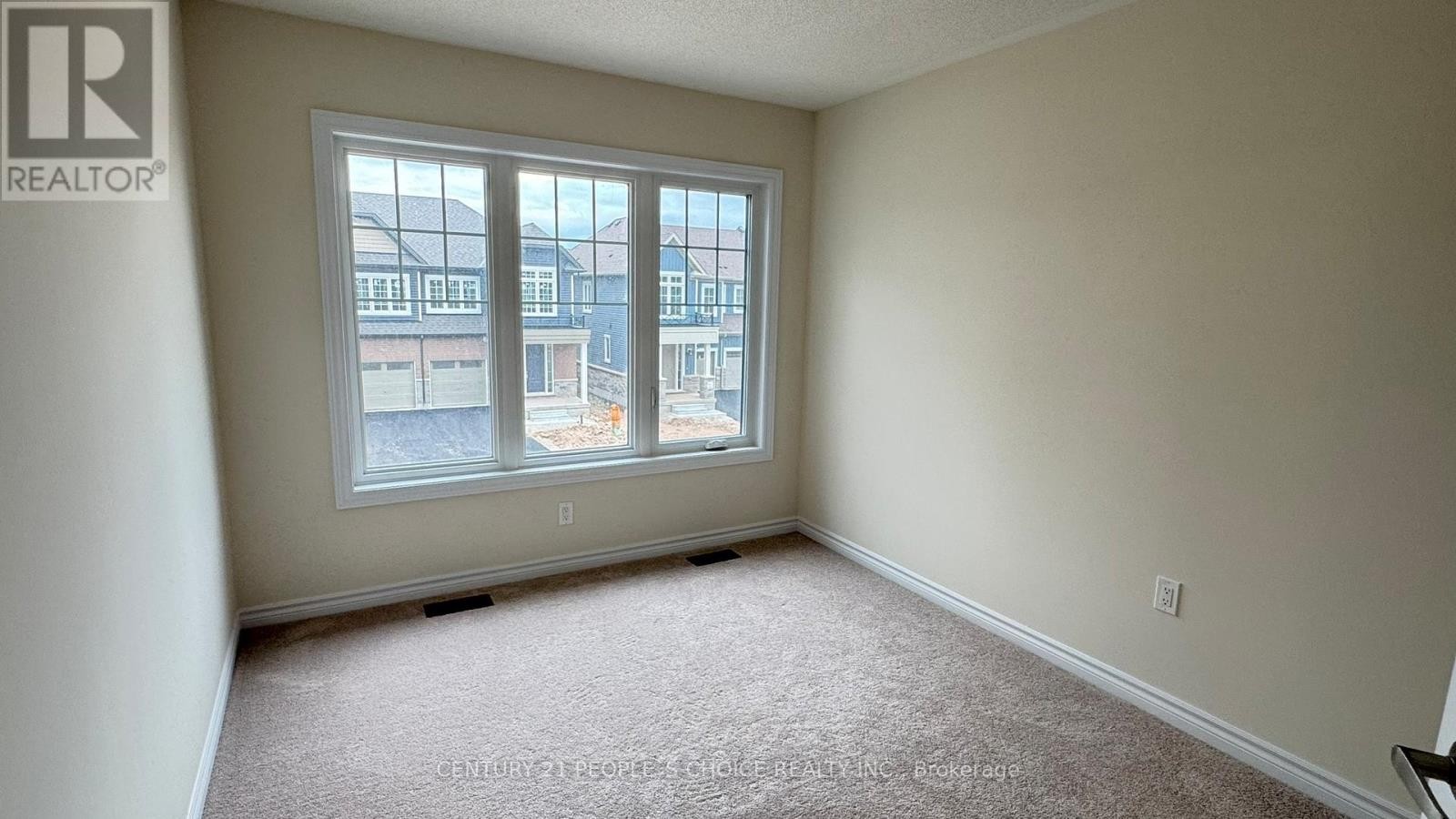 












156 MCGILL AVENUE

,
Erin,




Ontario
N0B1T0

