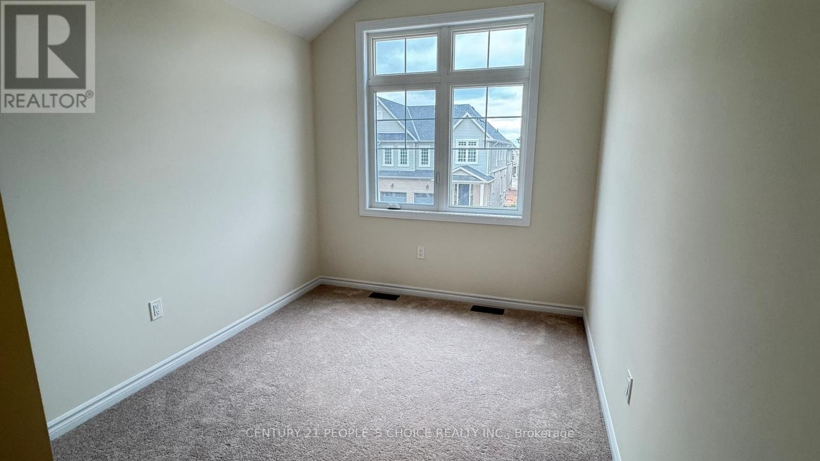 












156 MCGILL AVENUE

,
Erin,




Ontario
N0B1T0

