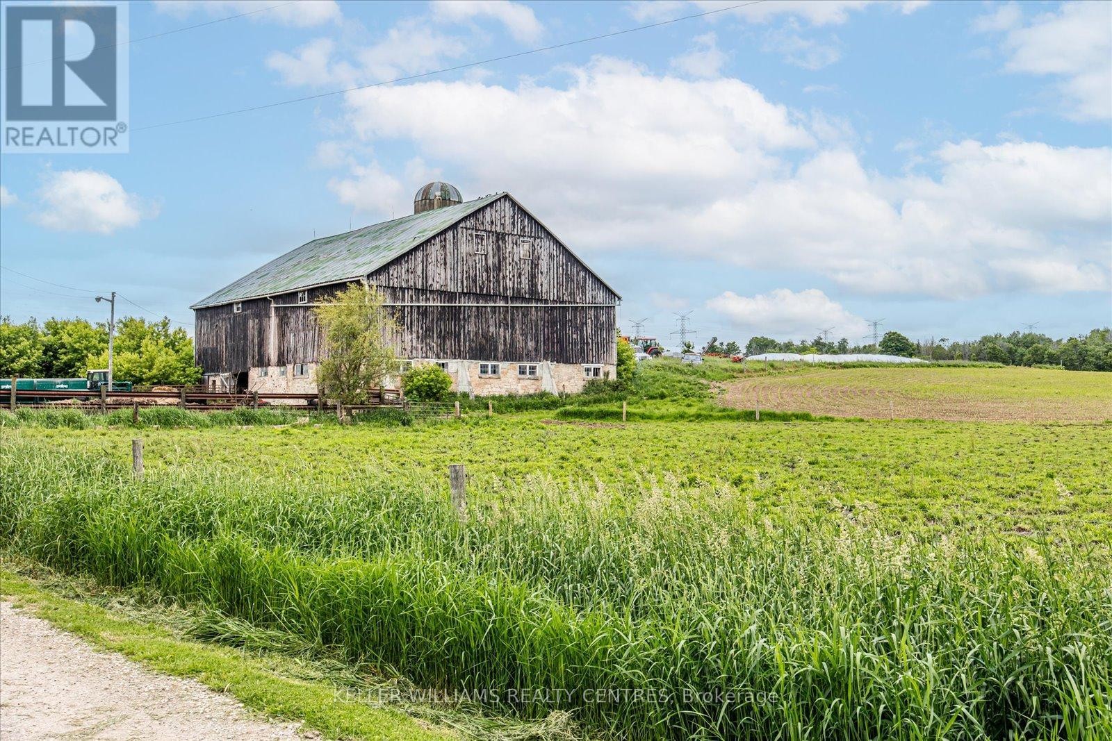 












4956 FIFTH LINE

,
Erin,







Ontario
L7J2J8

