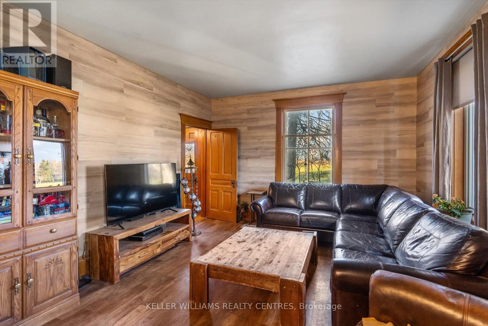 












4956 FIFTH LINE

,
Erin,







Ontario
L7J2J8

