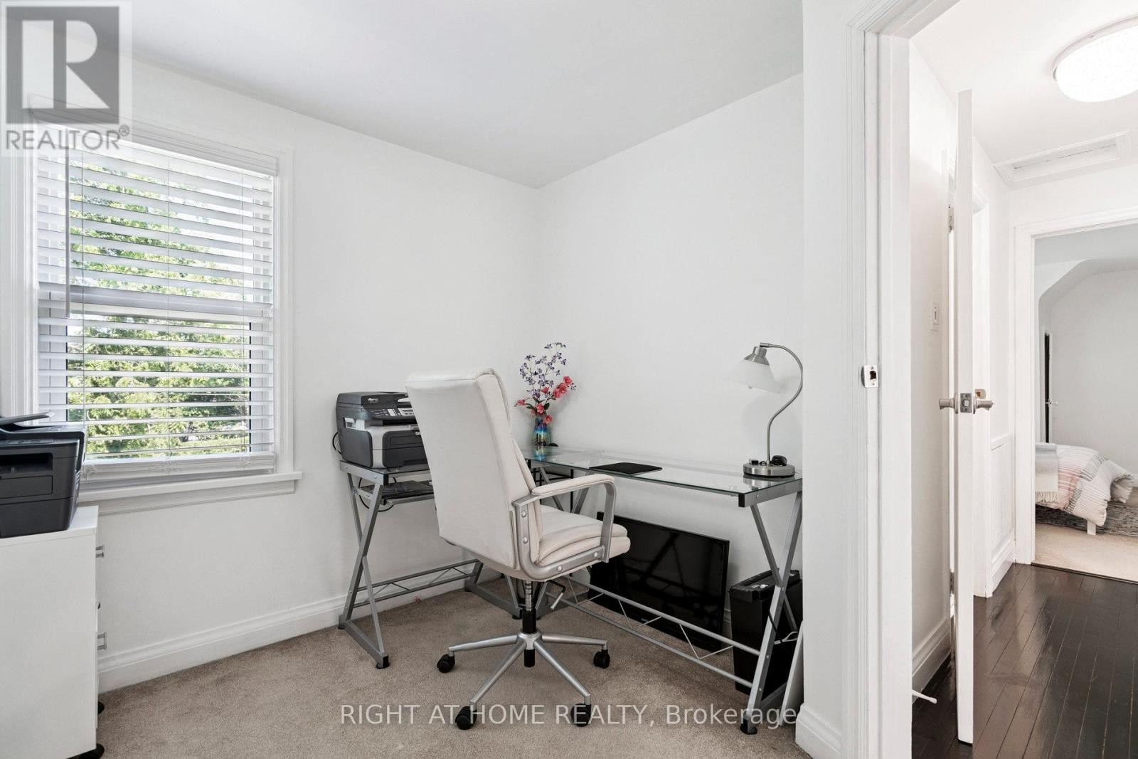 












105 GLENRIDGE AVENUE

,
St. Catharines (Old Glenridge),




Ontario
L2R4X5

