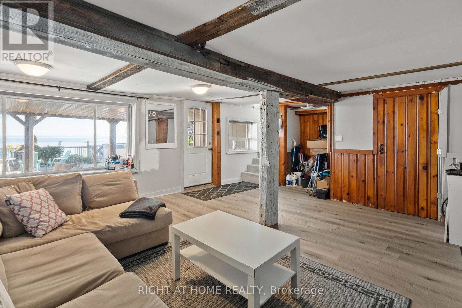 












71 LIGHTHOUSE DRIVE

,
Haldimand (Dunnville),




Ontario
N1A2W6

