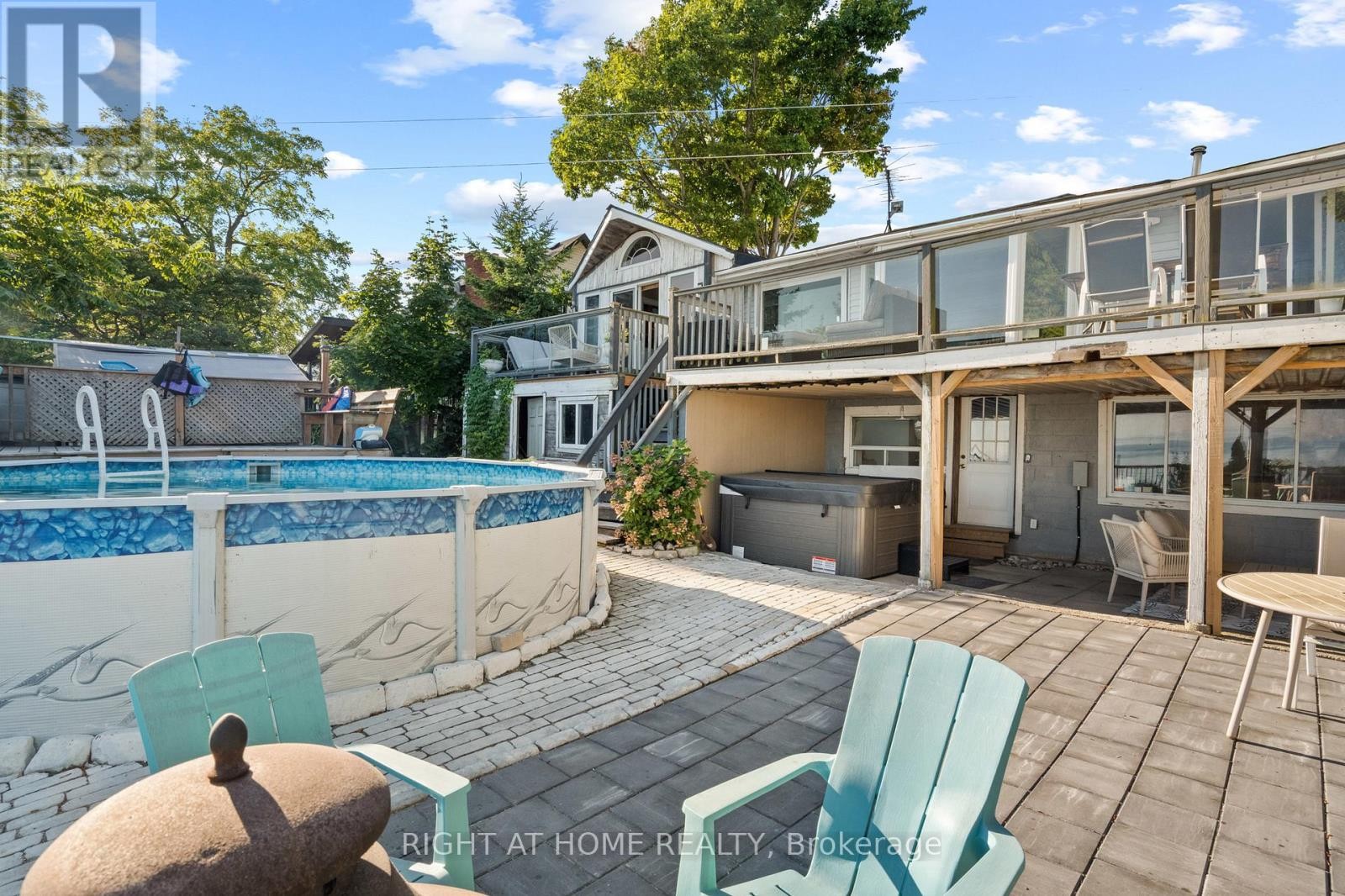 












71 LIGHTHOUSE DRIVE

,
Haldimand (Dunnville),




Ontario
N1A2W6

