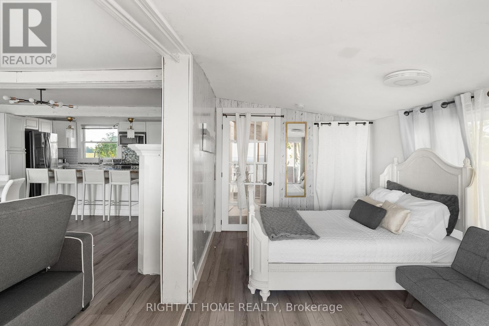 












71 LIGHTHOUSE DRIVE

,
Haldimand (Dunnville),




Ontario
N1A2W6

