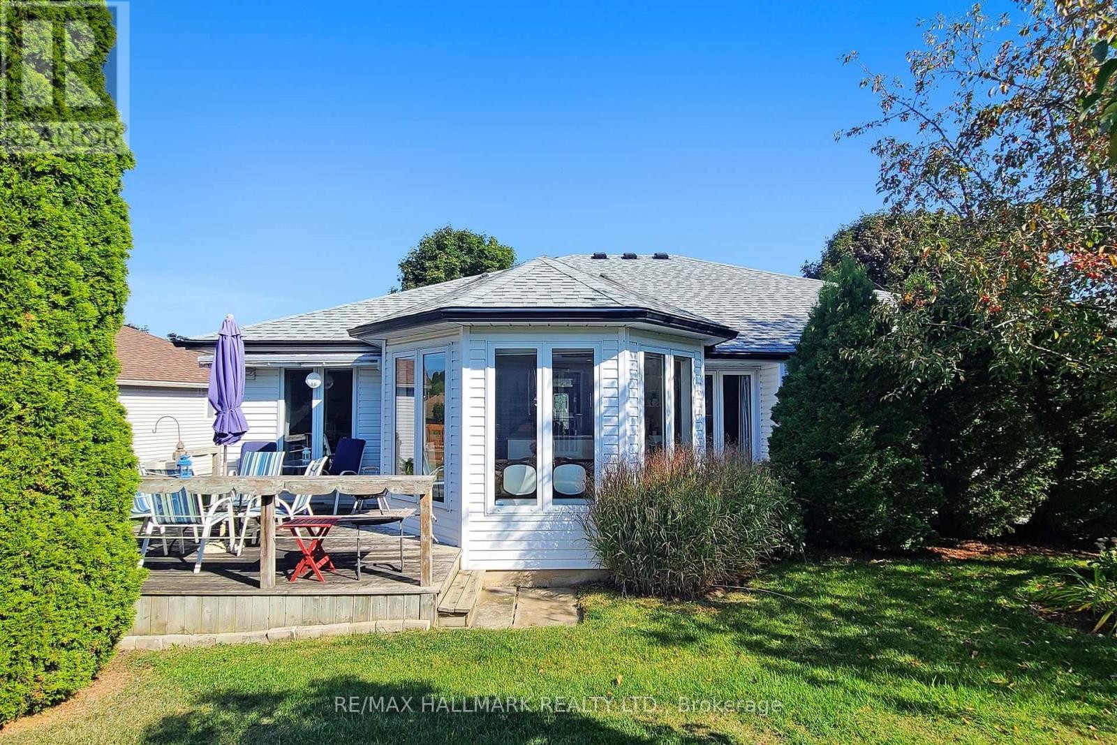 












8 GREENFIELD PLACE

,
Wilmot,




Ontario
N3A2G6

