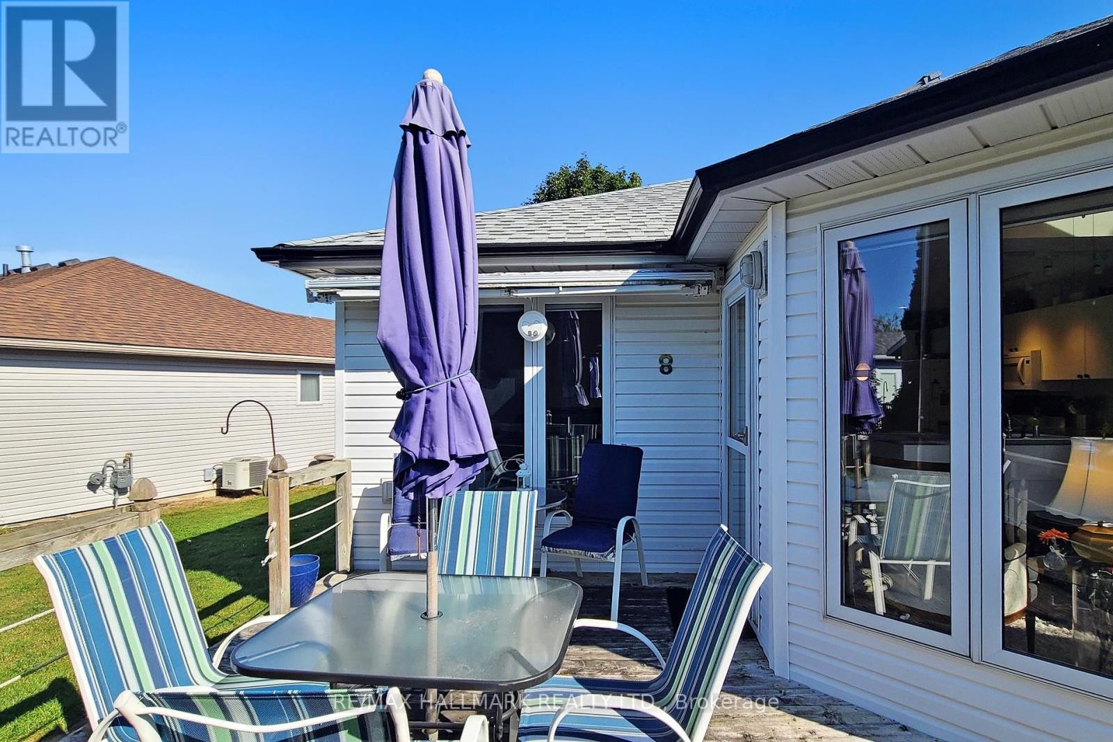 












8 GREENFIELD PLACE

,
Wilmot,




Ontario
N3A2G6

