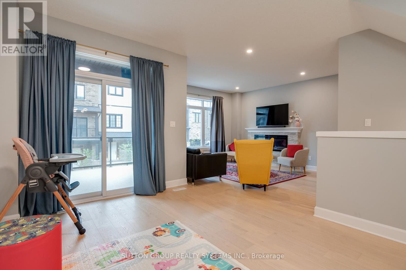 












17 - 2610 KETTERING PLACE

,
London South (South U),




Ontario
N6M0J4

