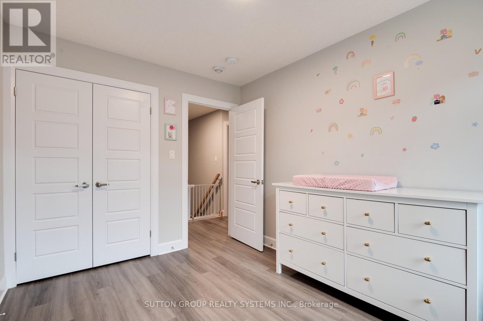 












17 - 2610 KETTERING PLACE

,
London South (South U),




Ontario
N6M0J4

