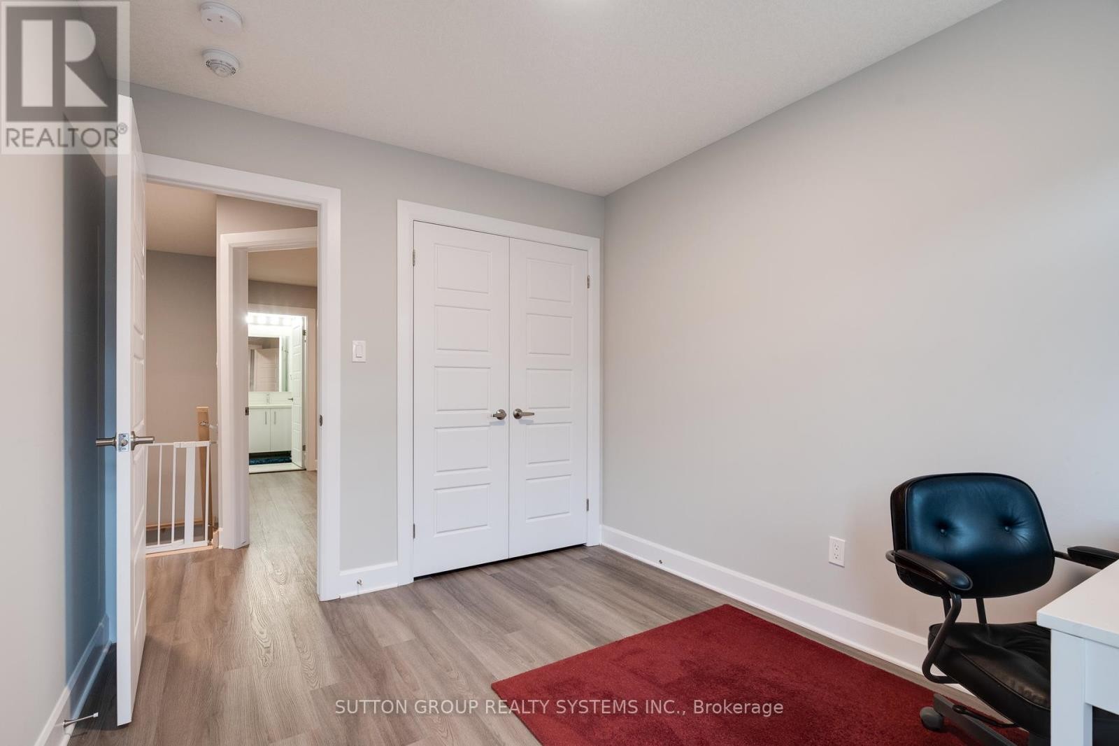 












17 - 2610 KETTERING PLACE

,
London South (South U),




Ontario
N6M0J4

