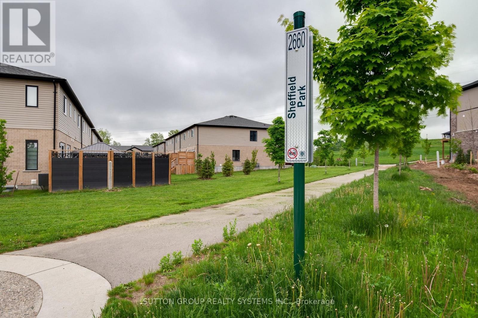 












17 - 2610 KETTERING PLACE

,
London South (South U),




Ontario
N6M0J4

