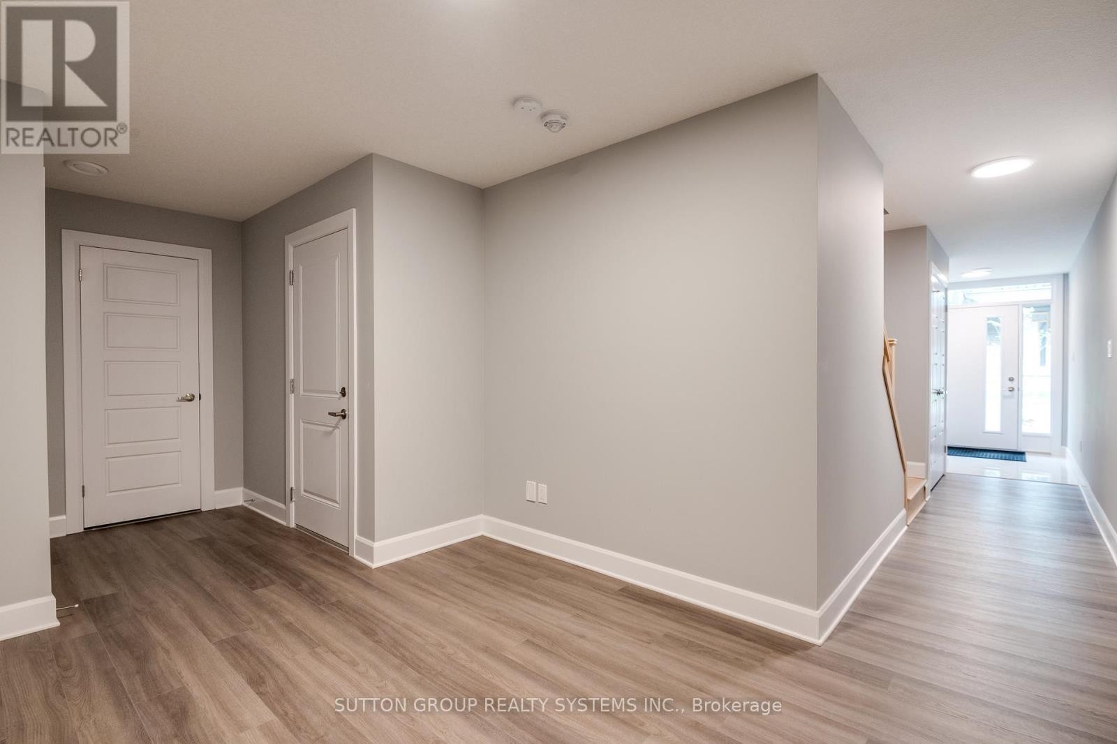 












17 - 2610 KETTERING PLACE

,
London South (South U),




Ontario
N6M0J4

