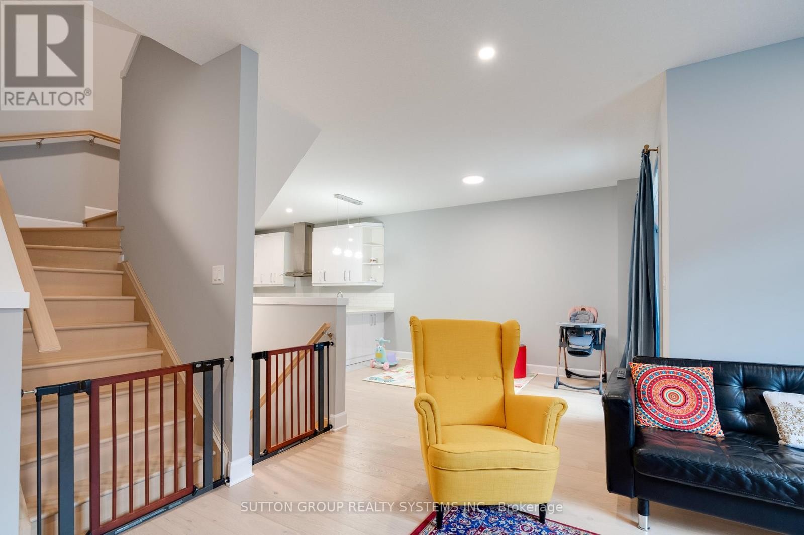 












17 - 2610 KETTERING PLACE

,
London South (South U),




Ontario
N6M0J4

