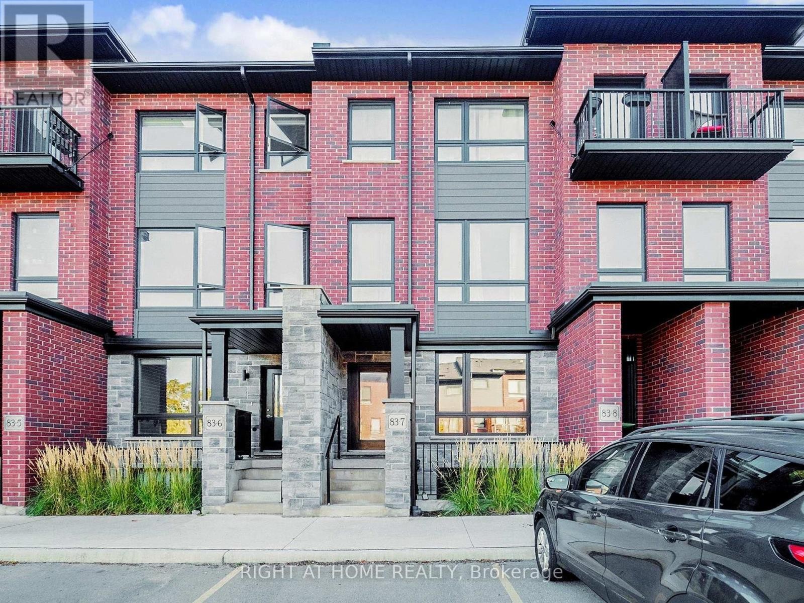












07 - 83 BEECHWOOD AVENUE

,
Guelph (Junction/Onward Willow),




Ontario
N1H5Z7

