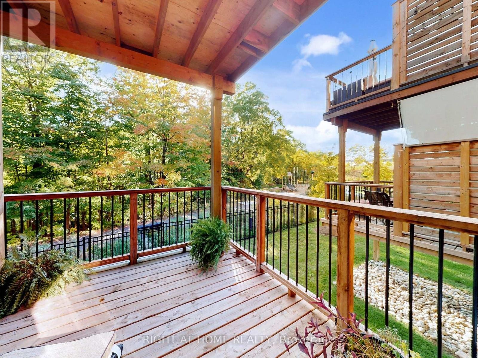 












07 - 83 BEECHWOOD AVENUE

,
Guelph (Junction/Onward Willow),




Ontario
N1H5Z7

