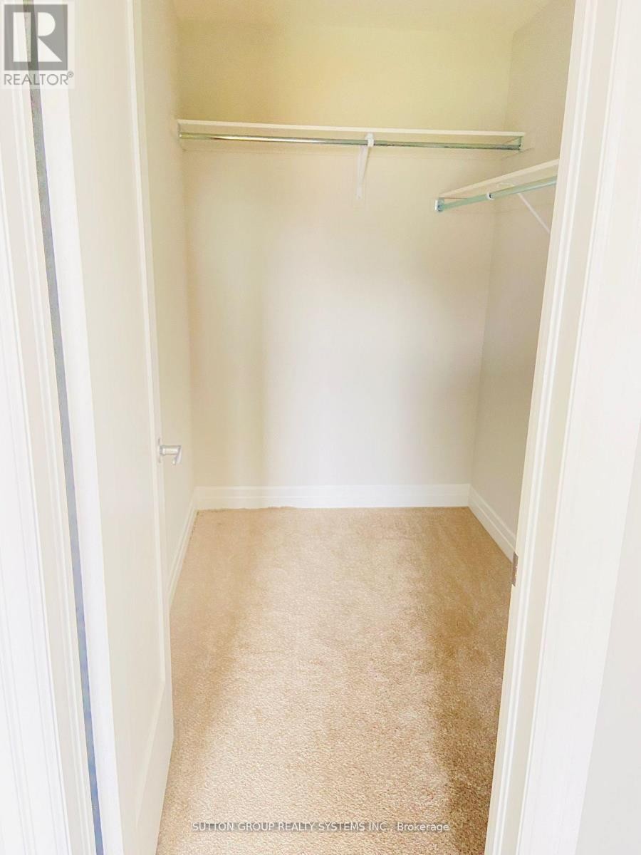 












54 NIESON STREET

,
Cambridge,




Ontario
N1R0B9

