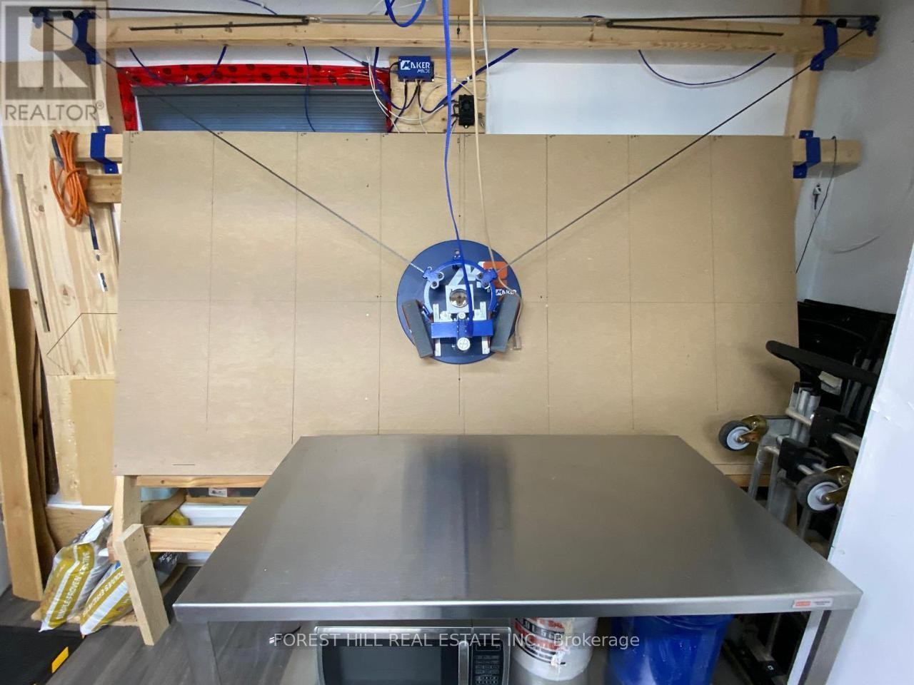 












216 TIMMONS STREET

,
Blue Mountains,




Ontario
L9Y0L2

