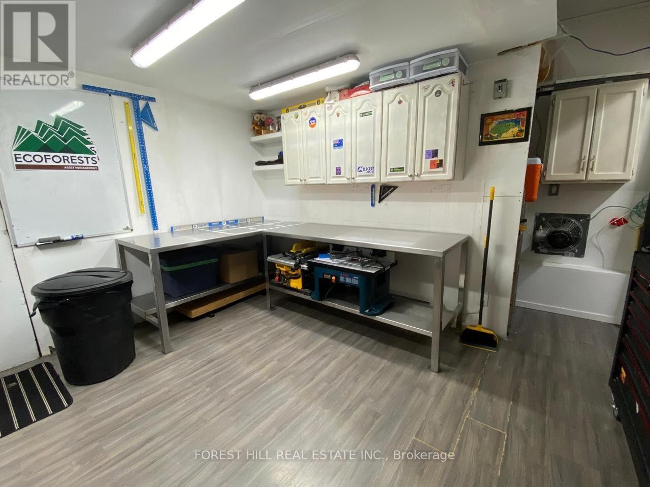 












216 TIMMONS STREET

,
Blue Mountains,




Ontario
L9Y0L2

