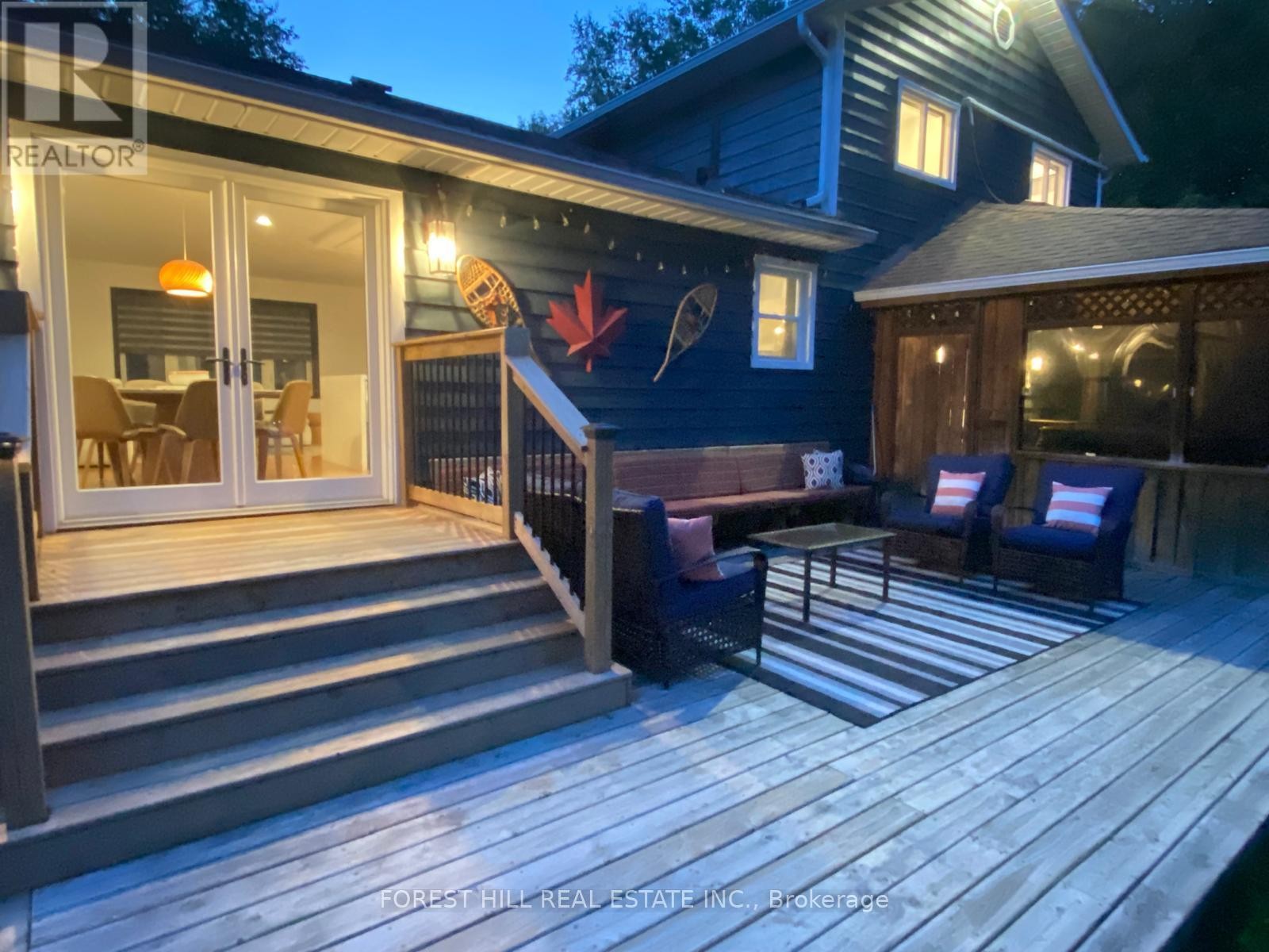 












216 TIMMONS STREET

,
Blue Mountains,




Ontario
L9Y0L2

