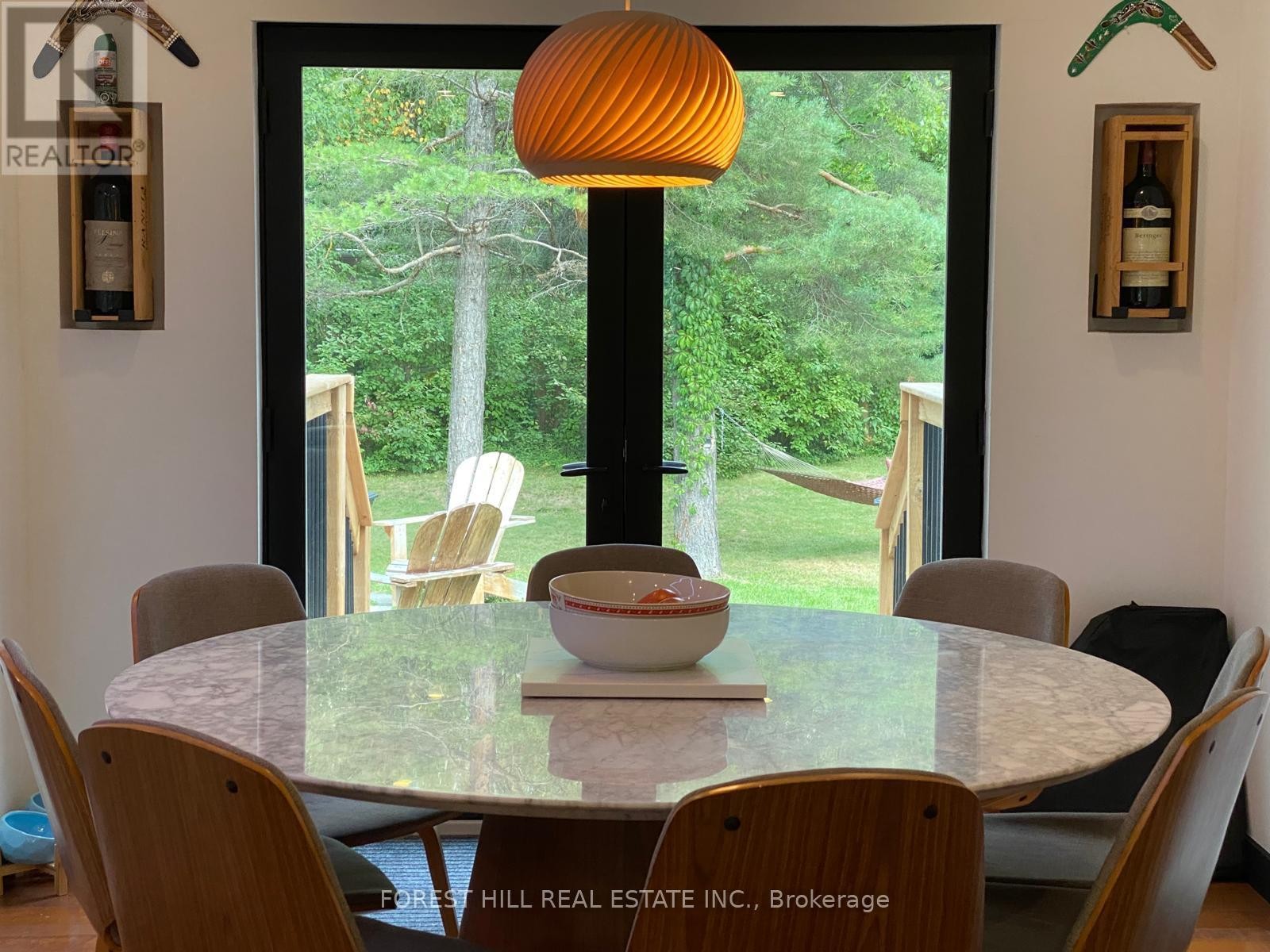 












216 TIMMONS STREET

,
Blue Mountains,




Ontario
L9Y0L2

