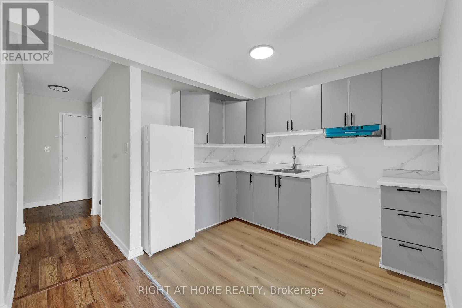 












17 - 6 JOHN STREET S

,
Arnprior,




Ontario
K7S2P9

