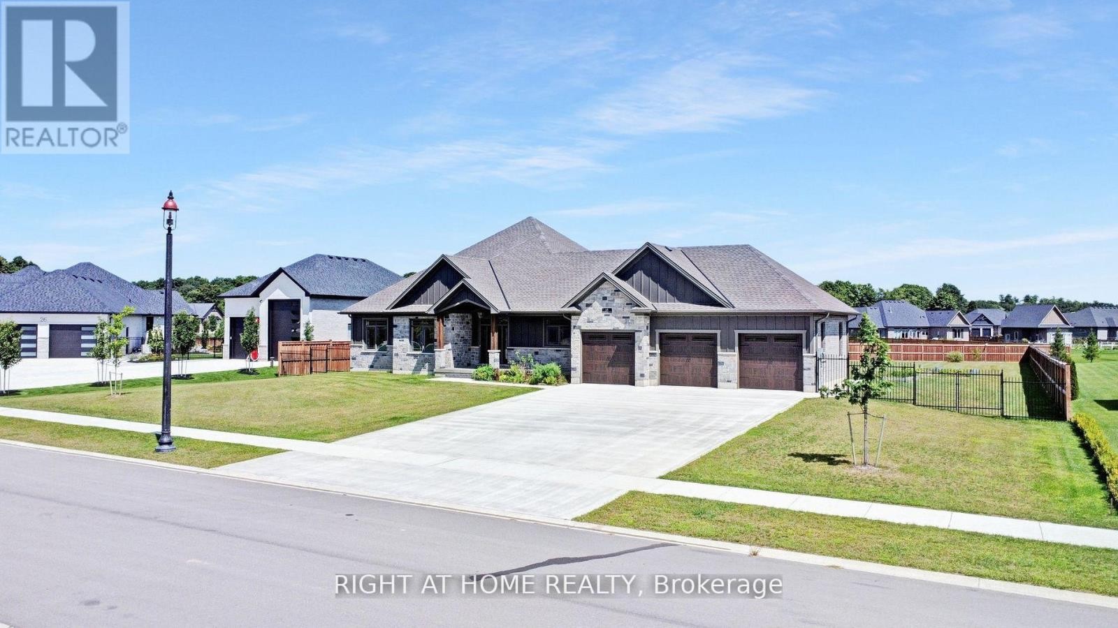 












18 AUGUST CRESCENT

,
Norwich (Otterville),




Ontario
N0J1R0

