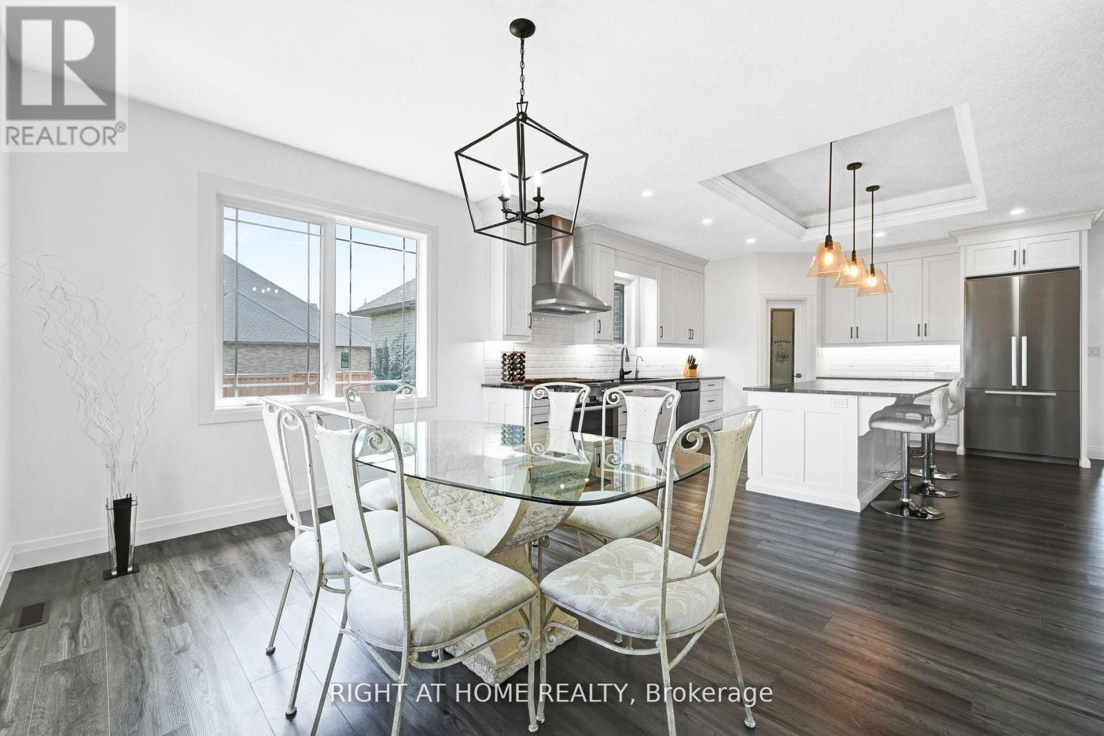 












18 AUGUST CRESCENT

,
Norwich (Otterville),




Ontario
N0J1R0

