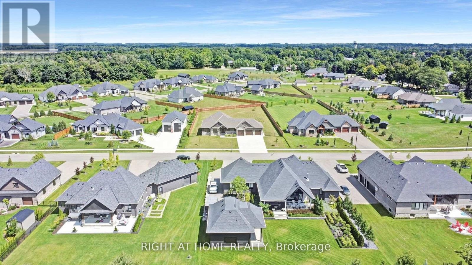 












18 AUGUST CRESCENT

,
Norwich (Otterville),




Ontario
N0J1R0

