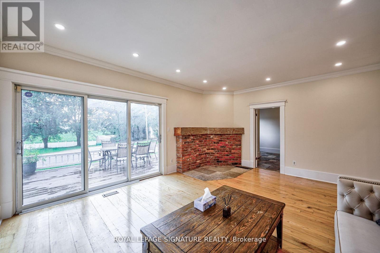 












424 8TH CONCESSION ROAD E

,
Hamilton,




Ontario
L0P1B0

