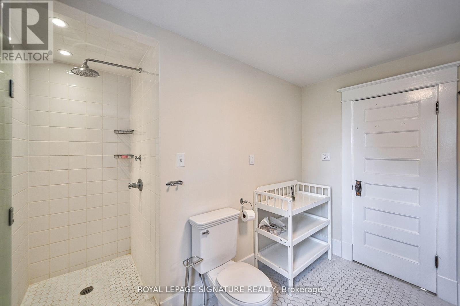 












424 8TH CONCESSION ROAD E

,
Hamilton,




Ontario
L0P1B0

