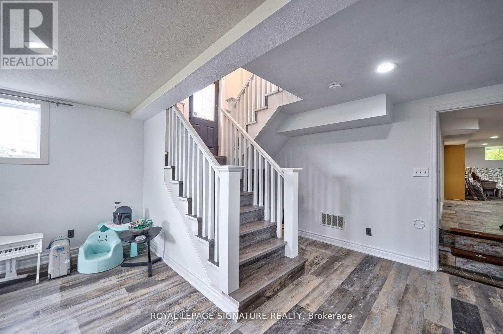 












424 8TH CONCESSION ROAD E

,
Hamilton,




Ontario
L0P1B0

